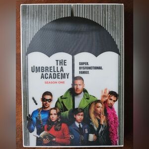 Netflix The Umbrella Academy Season One DVD